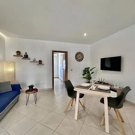 7 Moons B Solo Adultos San Bartolome de Tirajana (Gran Canaria)